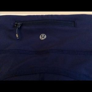 Navy blue Lululemon tights